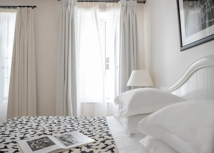 Clarisse & By Olivier Claire Hotel