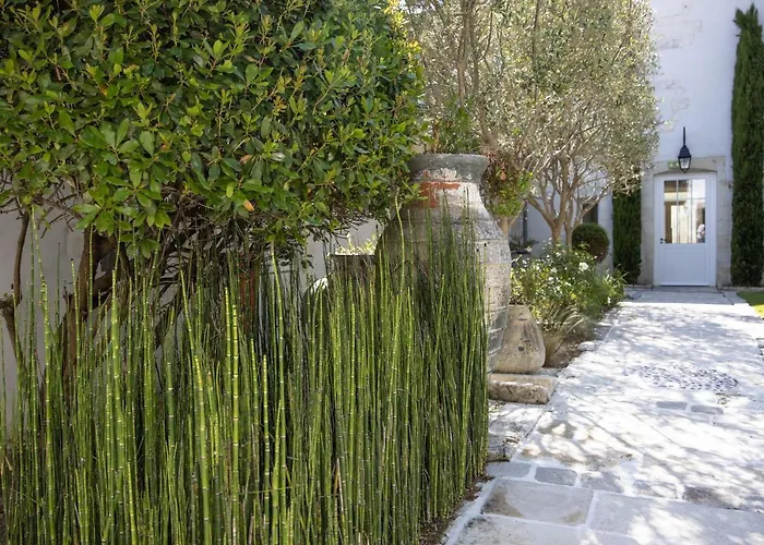 Clarisse & By Olivier Claire Hotel