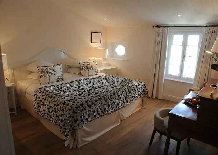 Clarisse & By Olivier Claire 5*