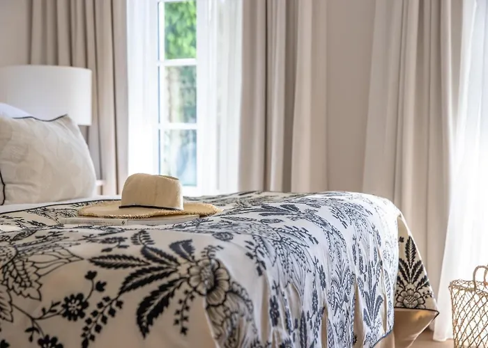 Clarisse & By Olivier Claire سان مارتن دو ر