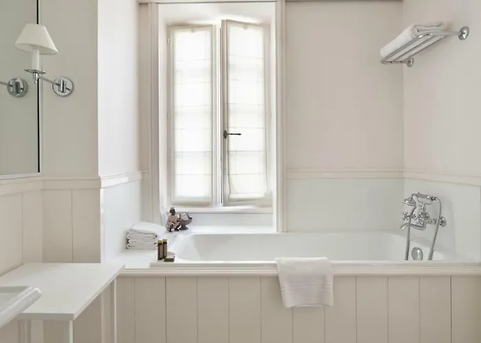 Clarisse & By Olivier Claire